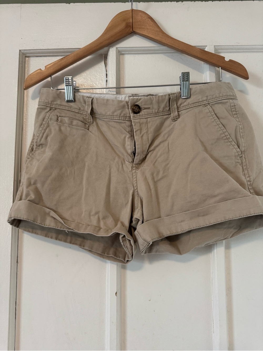 Old Navy Khaki Roll-Cuff Cotton Shorts